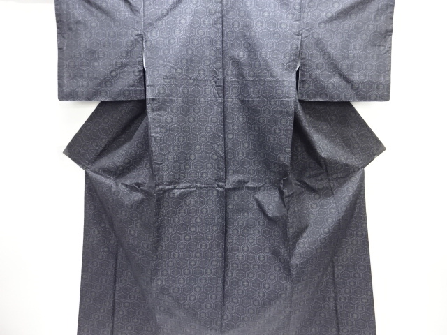 JAPANESE KIMONO / DORO OSHIMA TSUMUGI / WOVEN FLOWER KIKKO PATTERN